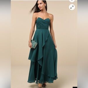 Elegant Strapless Pleated Emerald Green Evening Gown Wedding Guest Dress